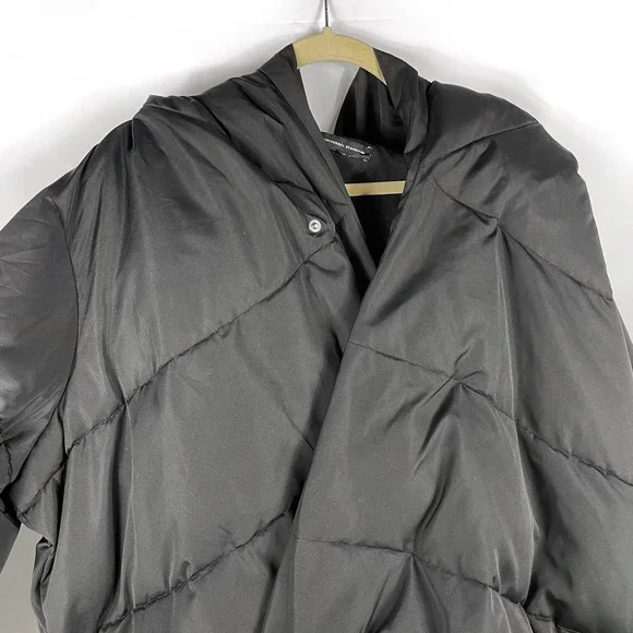 SOLD-NEW Universal Standard Kanda Black Puffer Coat Cocoon, Side Tie Plus - Picture 4 of 10